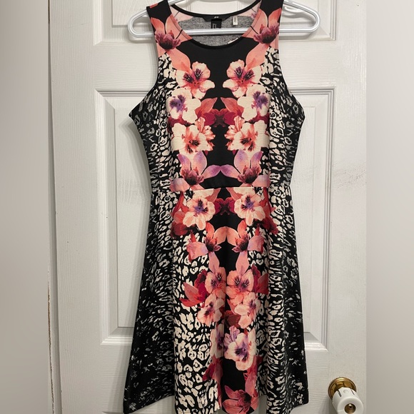Pink floral leopard print dress - Picture 1 of 5